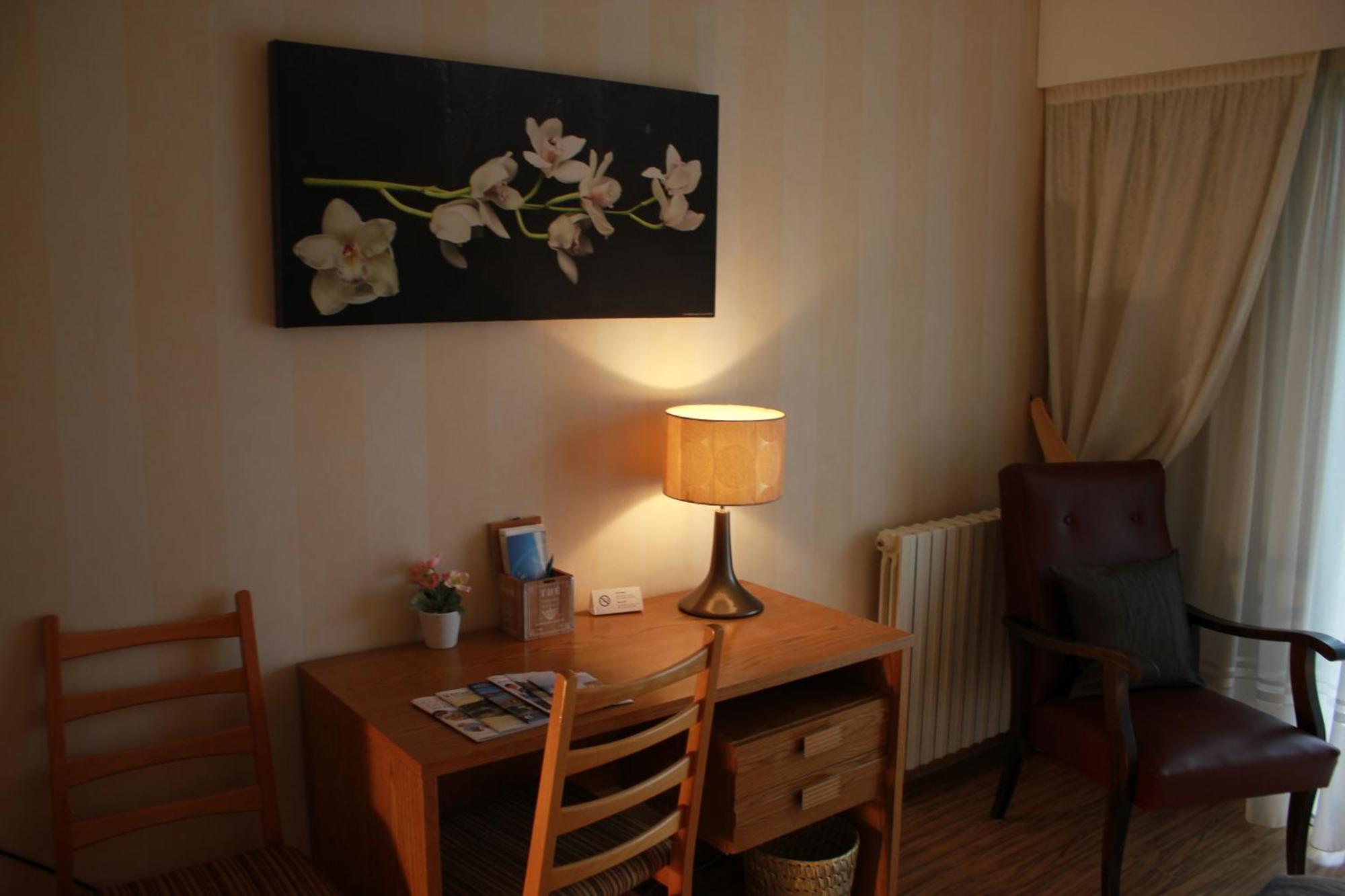 Hotel Restaurant Le Panorama Neuvecelle Pokoj fotografie