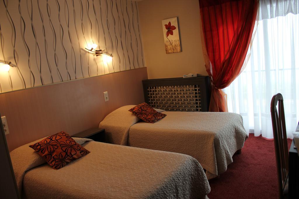 Hotel Restaurant Le Panorama Neuvecelle Pokoj fotografie